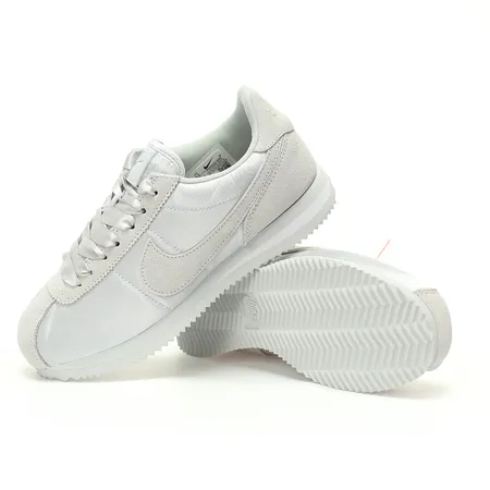 ナイキ スニーカー