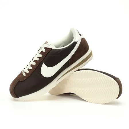 ナイキ スニーカー