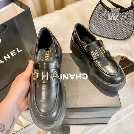 シャネル ビジネスシューズ