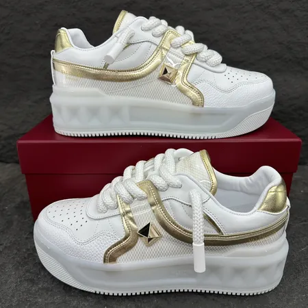 ヴァレンティノ カジュアルシューズ