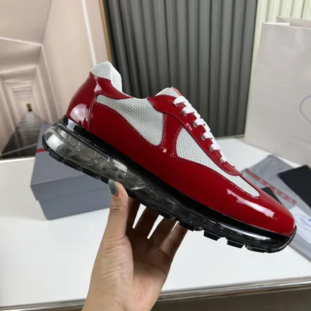 プラダ カジュアルシューズ