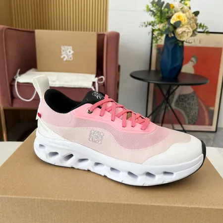 ロエベ スニーカー