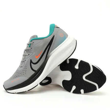 ナイキ スニーカー