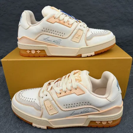 ルイヴィトン カジュアルシューズ