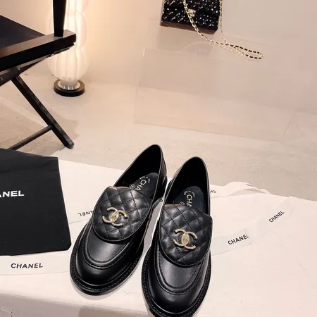 シャネル カジュアルシューズ