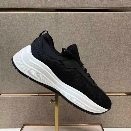 プラダ カジュアルシューズ