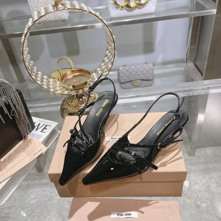 ミュウミュウ サンダル