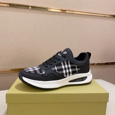 バーバリー ス カジュアルシューズ