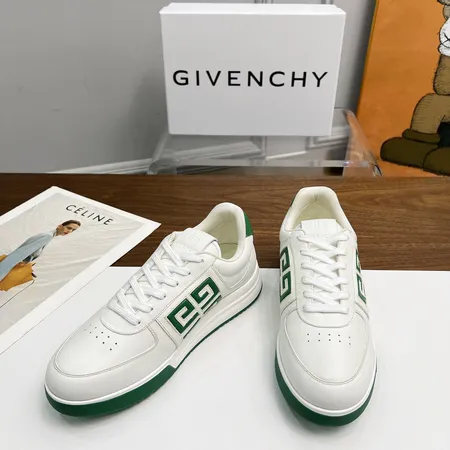 ジバンシィ カジュアルシューズ