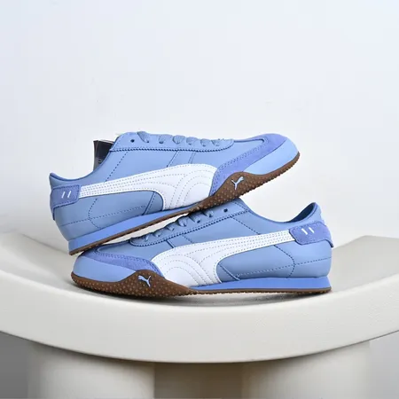 プーマ カジュアルシューズ