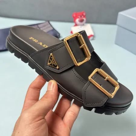 プラダ スリッパ