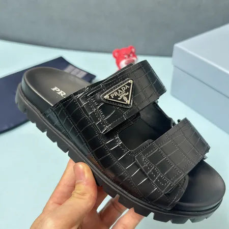 プラダ スリッパ