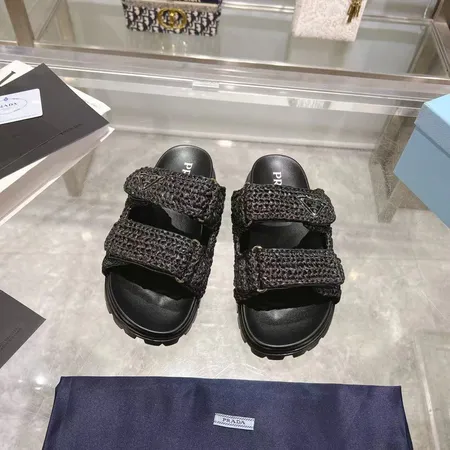 プラダ スリッパ