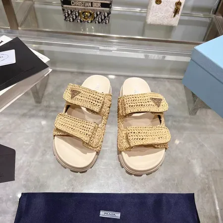 プラダ スリッパ