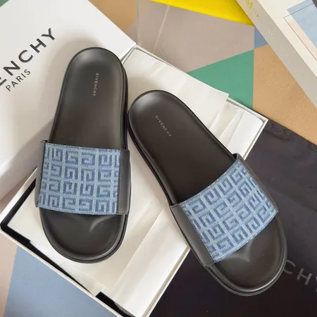 ジバンシィ スリッパ