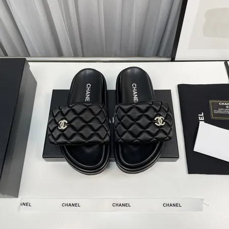 シャネル スリッパ
