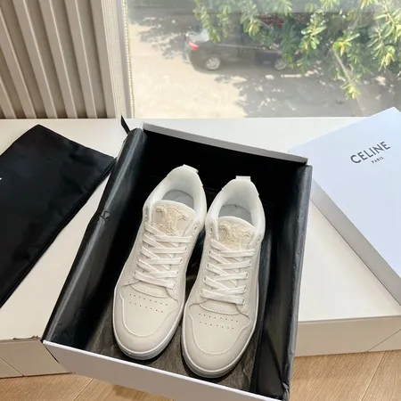 セリーヌ カジュアルシューズ