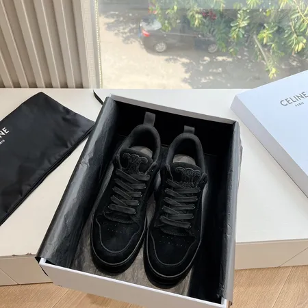 セリーヌ カジュアルシューズ