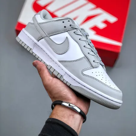 ナイキ カジュアルシューズ