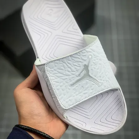 エアジョーダン スリッパ