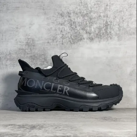 モンクレール スニーカー