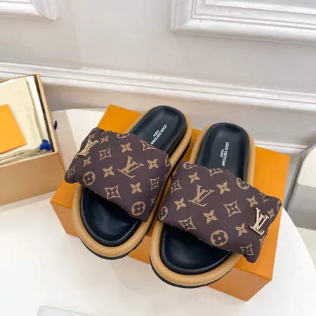 ルイヴィトン スリッパ