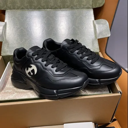 グッチ スニーカー