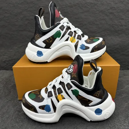 ルイヴィトン スニーカー