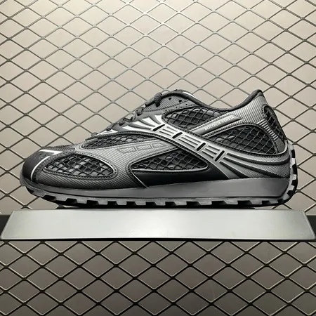 ボッテガ ヴェネタ スニーカー