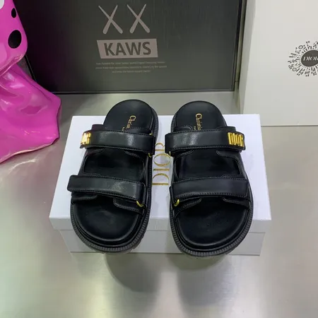 ディオール スリッパ