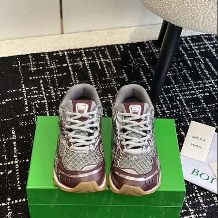 ボッテガ ヴェネタ スニーカー
