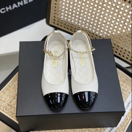 シャネル ビジネスシューズ