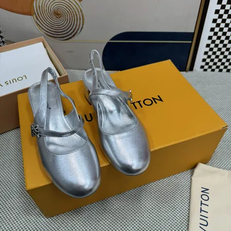 ルイヴィトン サンダル