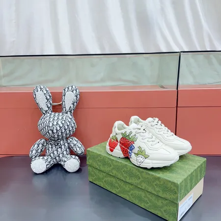 グッチ スニーカー