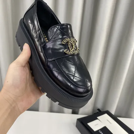 シャネル ビジネスシューズ