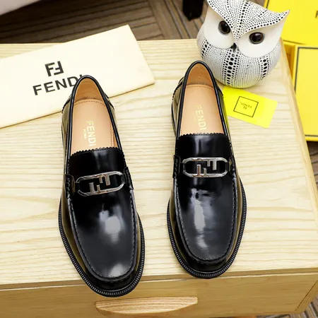 フェンディ ビジネスシューズ