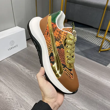 ヴェルサーチ カジュアルシューズ