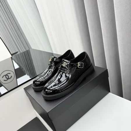 シャネル ビジネスシューズ