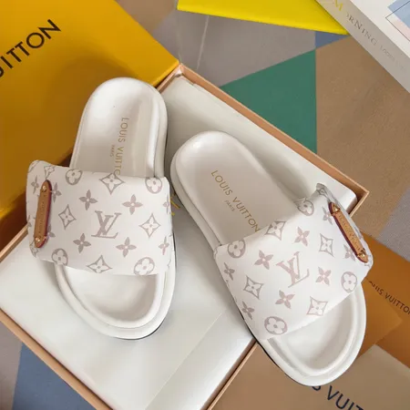 ルイヴィトン スリッパ