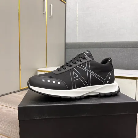 アルマーニ スニーカー