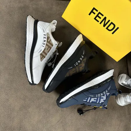 フェンディ スニーカー