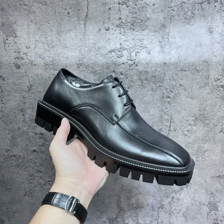 バレンシアガ ビジネスシューズ