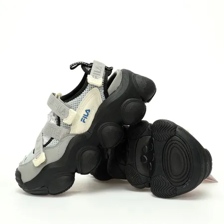 フィラ サンダル