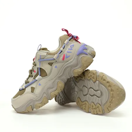 フィラ スニーカー