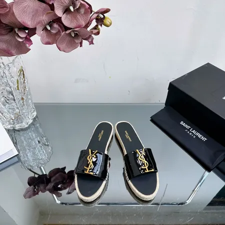 イブサンローラン スリッパ