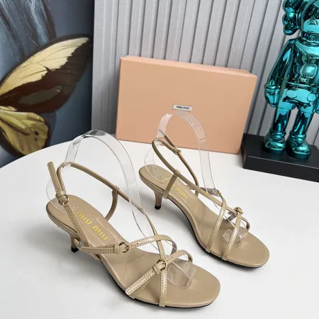 ミュウミュウ サンダル