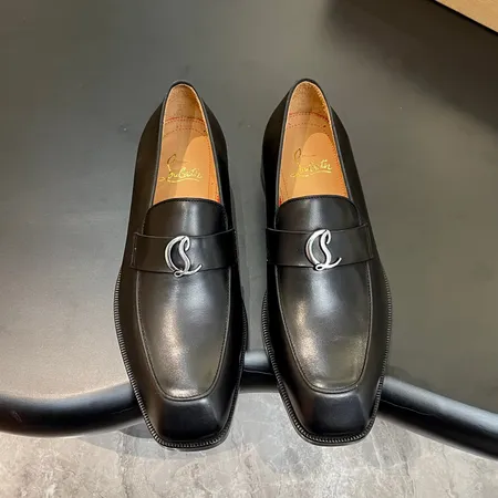 クリスチャン・ルブタン ビジネスシューズ