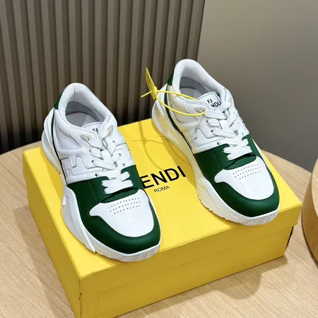 フェンディ スニーカー