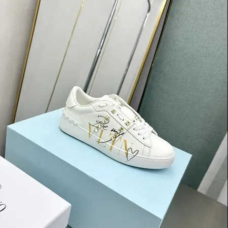 ヴァレンティノ カジュアルシューズ