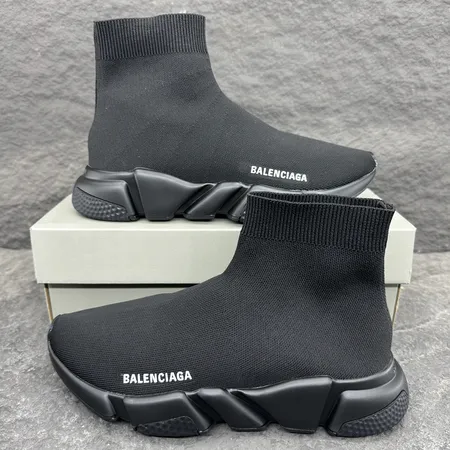 バレンシアガ カジュアルシューズ